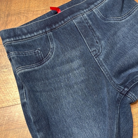 Spanx dark faded washed blue skinny jeans size small - Picture 8 of 12